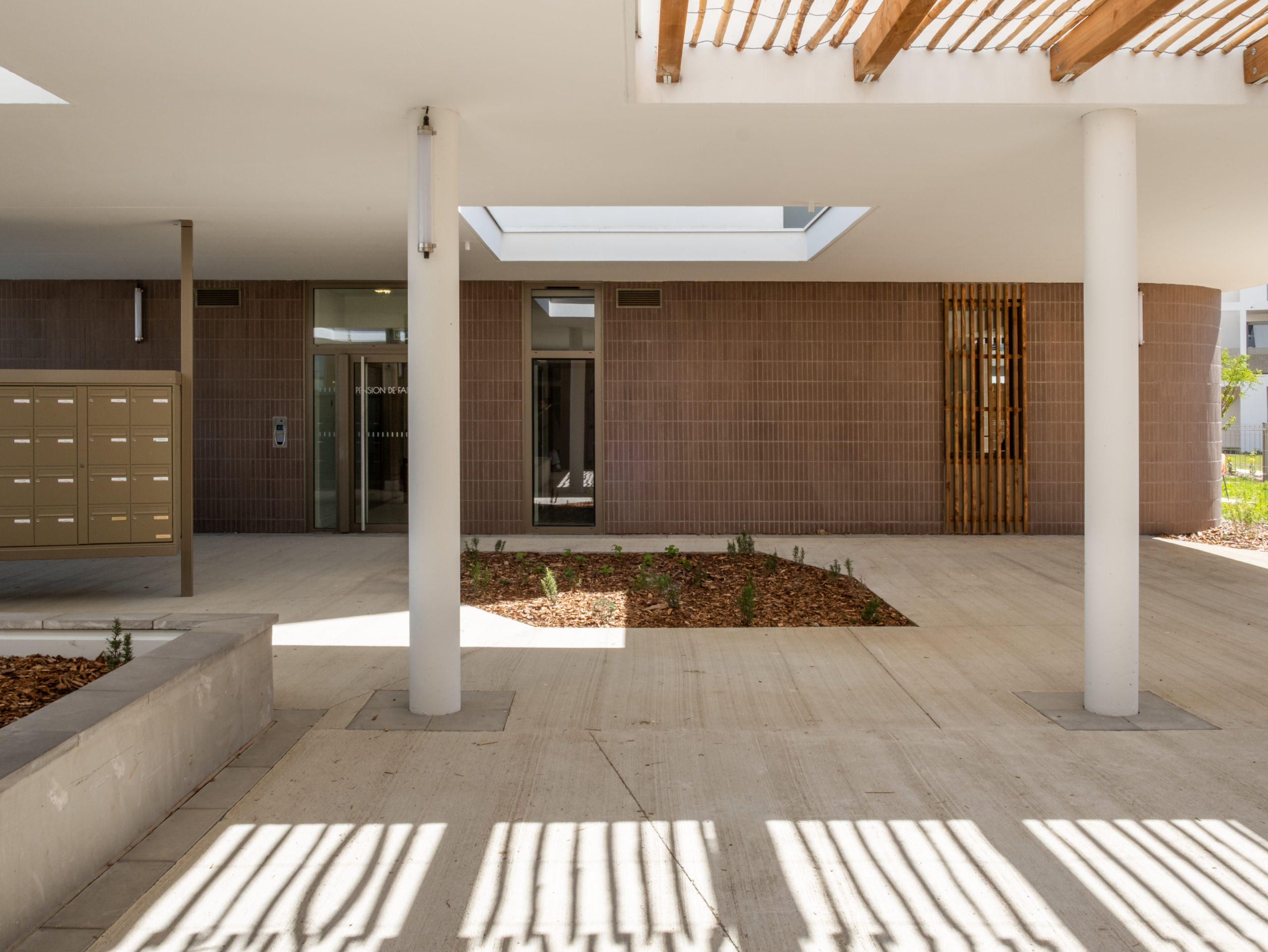 Oeco Résidence sociale intergénérationnelle et crèche – oeco architectes